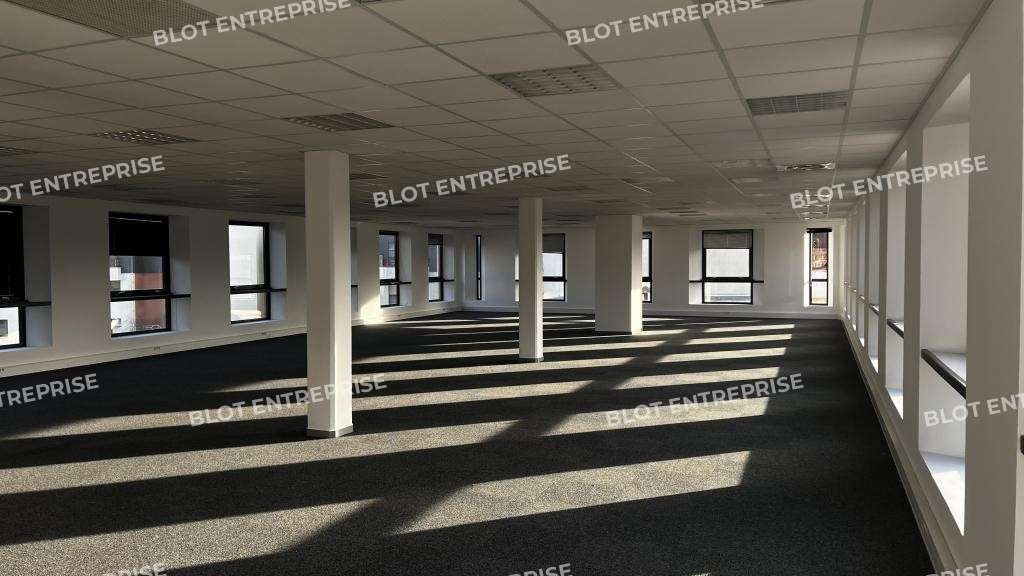 A louer bureaux 656m² à Cesson-Sévigné ViaSilva