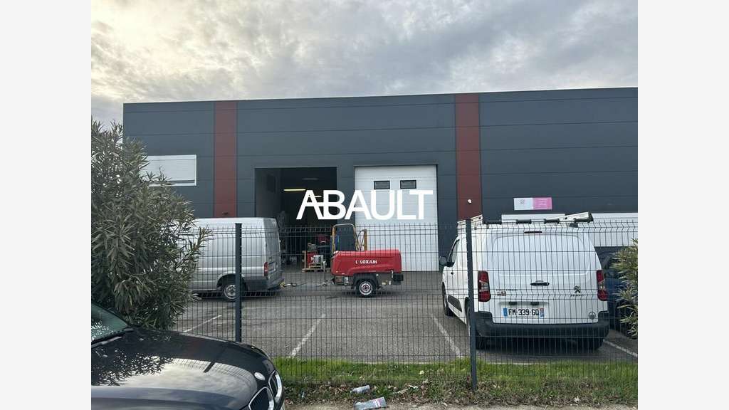 Local 510m² à louer à Plaisance-du-Touch la Ménude