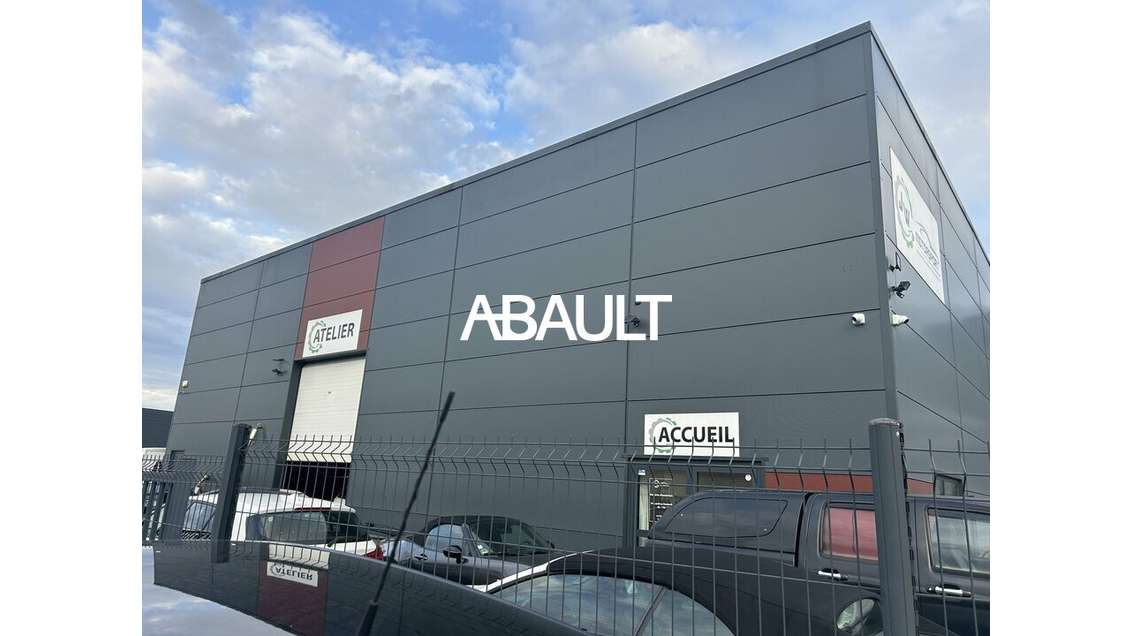 Local 385m² à louer à Plaisance-du-Touch la Ménude