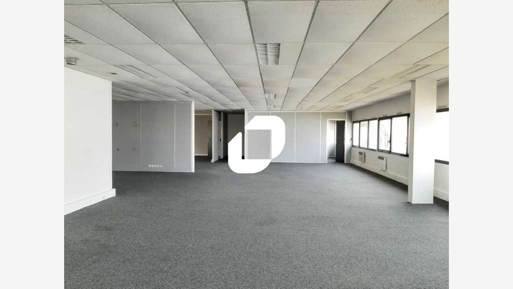 A louer Bureaux 263m² Plaisir