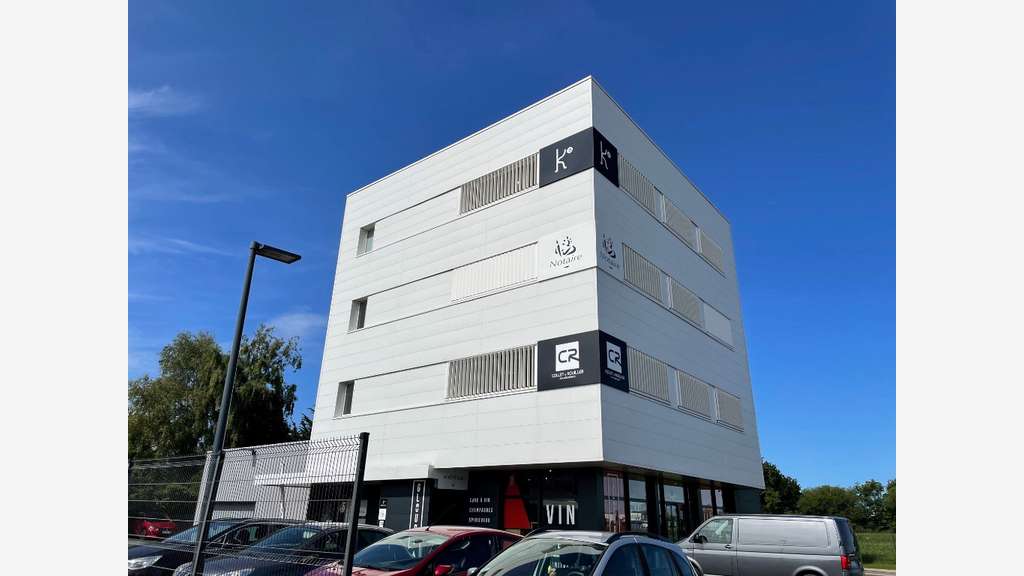 A louer bureaux de 188m² au 1er étage à Plerin