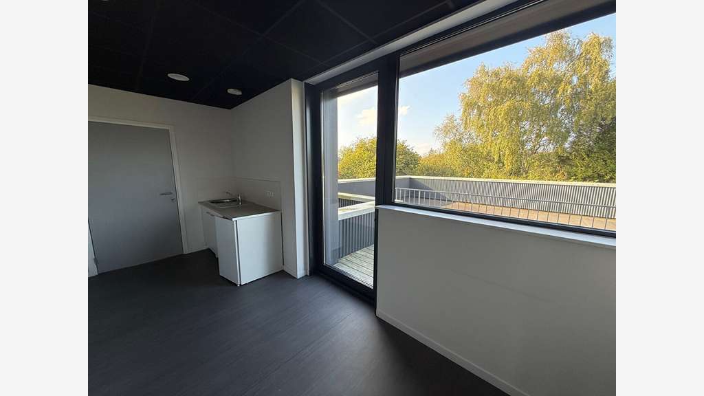 A louer bureaux de 188m² au 1er étage à Plerin
