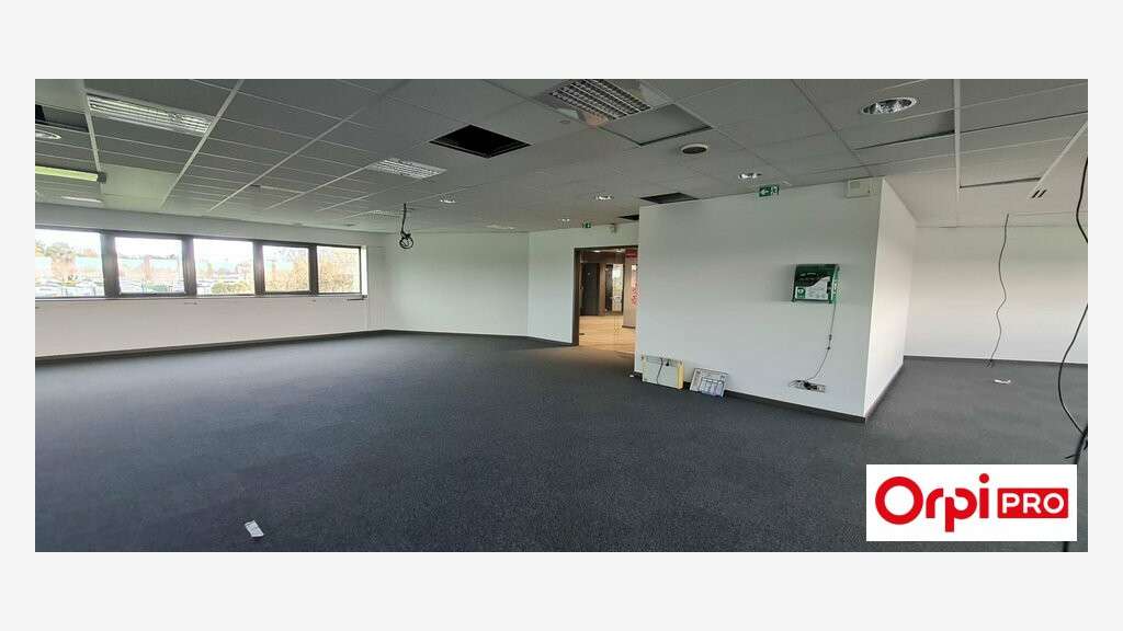 A louer bureau 218m² R+1 à Plérin RN12