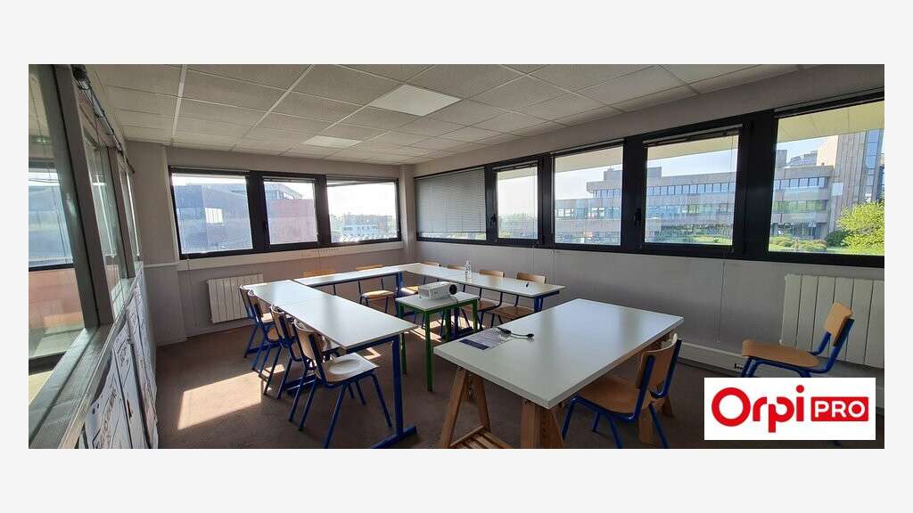A louer bureau 299m² R+2 à Plérin RN12