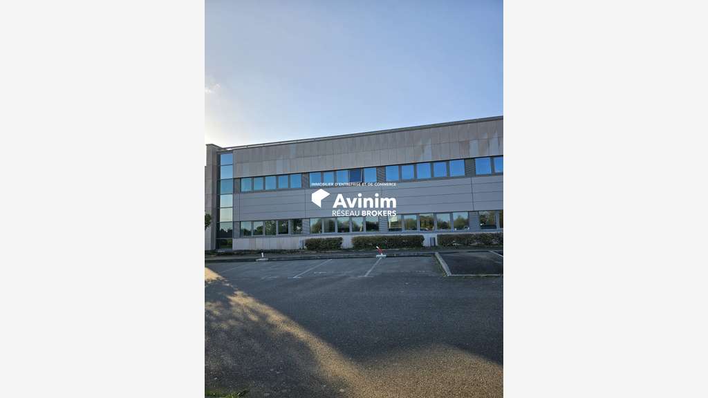 Plateau divisible à partir de 160m² à louer Plérin