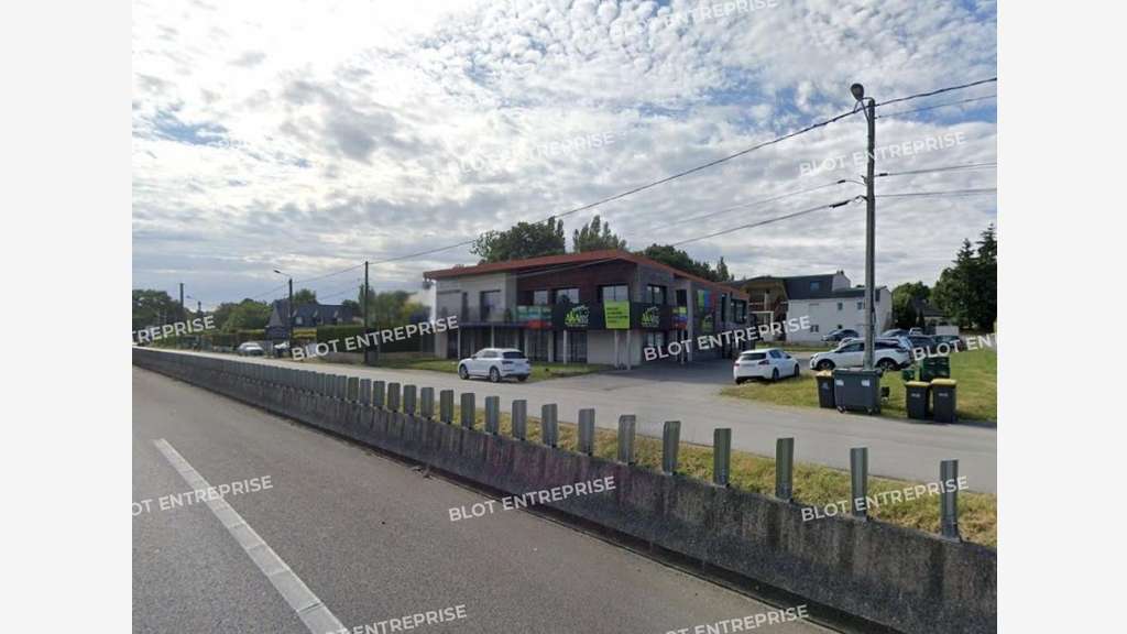 À LOUER - BUREAUX - PLOEREN - 63 m²