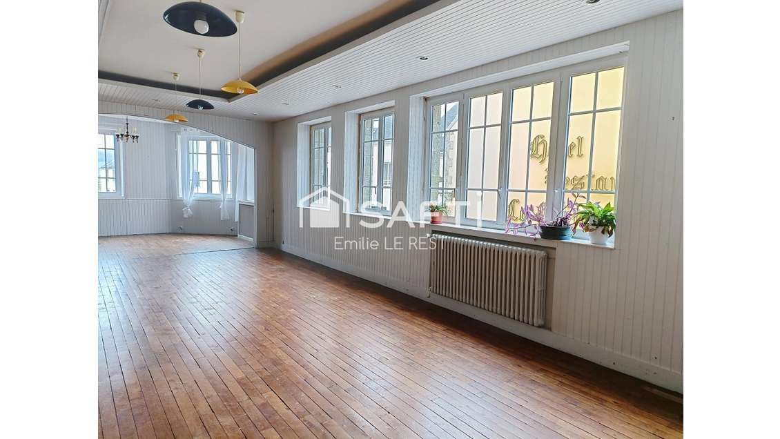 A louer plateau de bureaux 100m² à Plomodiern