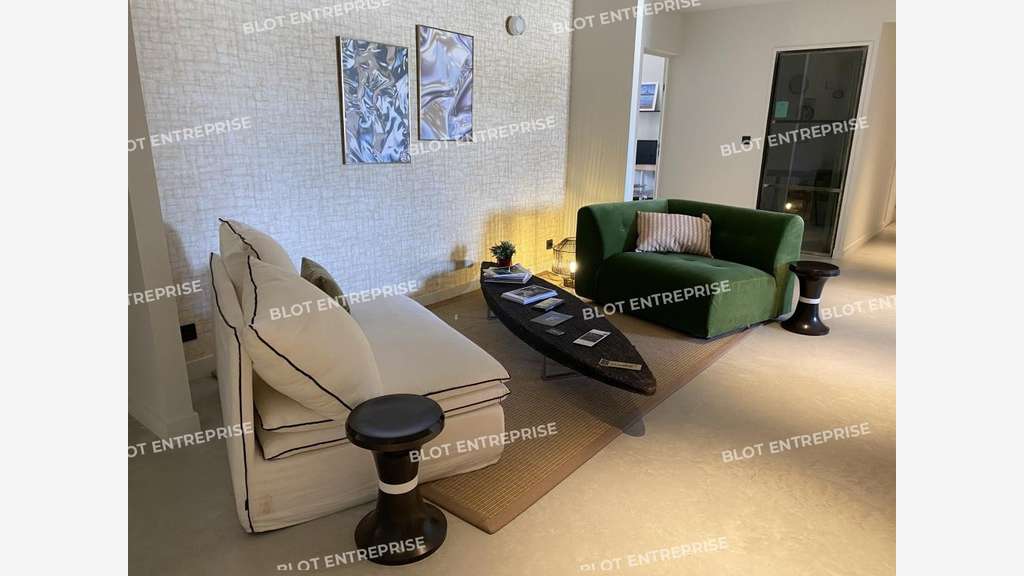 A louer bureaux de 20m² en ZA à Plouer-sur-Rance