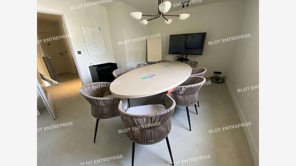 A louer bureaux de 20m² en ZA à Plouer-sur-Rance