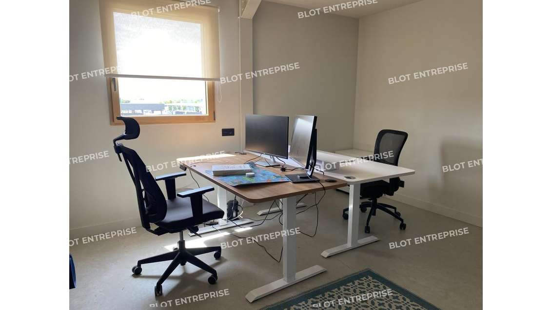 A louer bureaux de 20m² en ZA à Plouer-sur-Rance