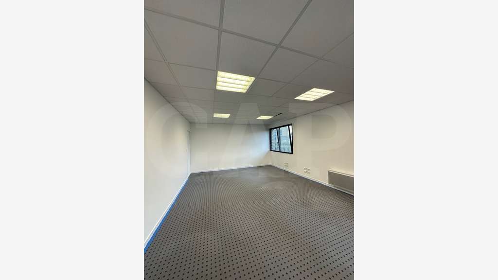 A louer bureaux 140m² à Ploufragan
