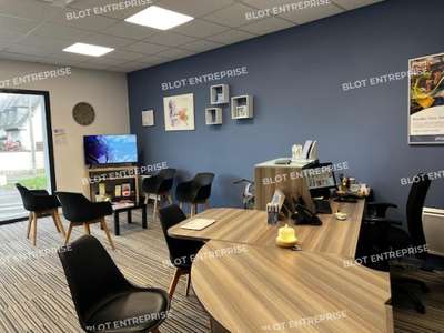A louer bureaux indépendants de 151m² à Ploufragan