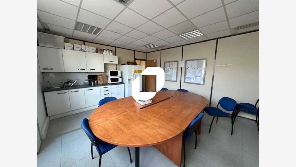 A louer Bureaux 582m² Poissy