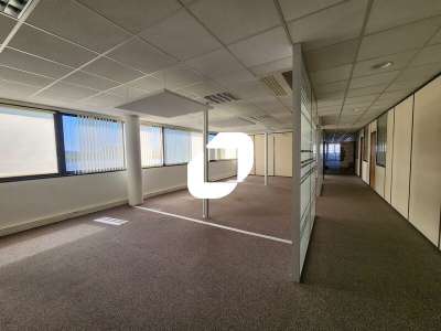 A louer Bureaux 582m² Poissy