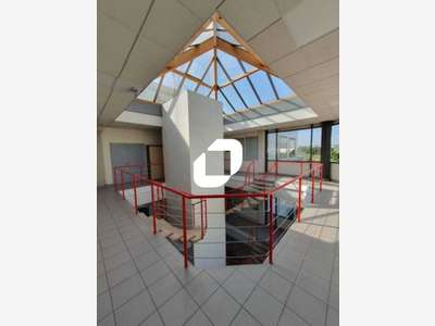 A louer Bureaux 90m² Poissy