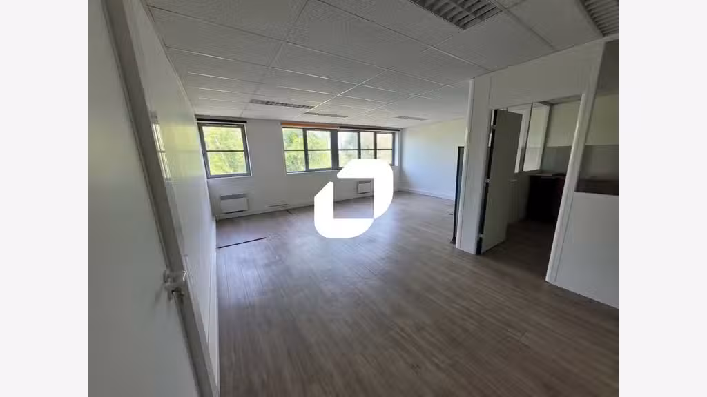 A louer Bureaux 23m² Poissy