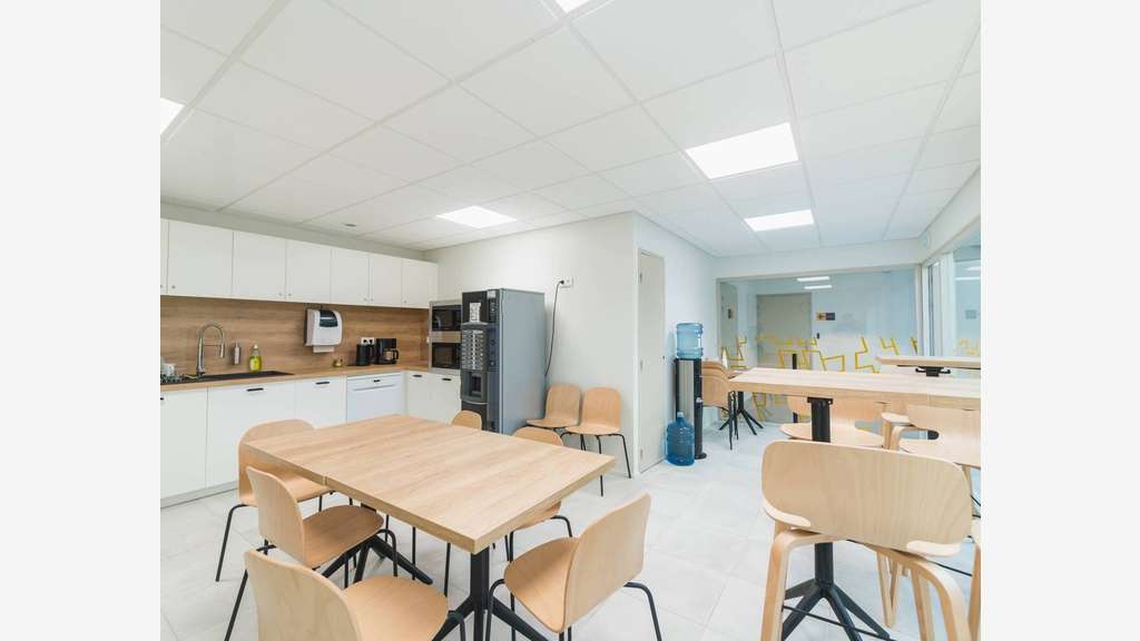 À louer bureaux de 12 à 28m² gare de Poitiers