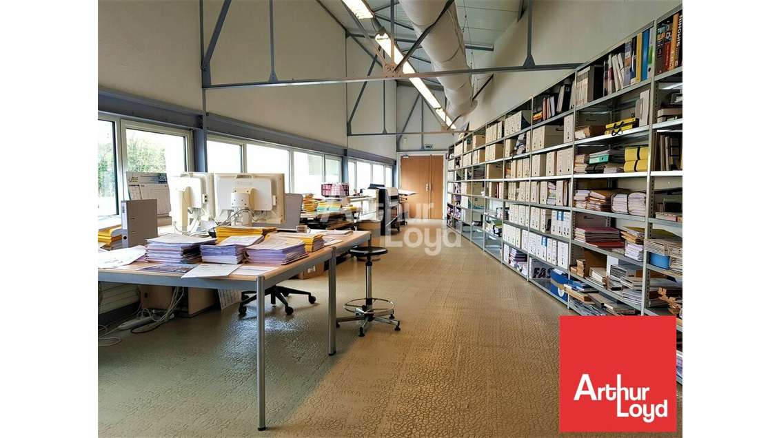 Beaux bureaux 387m² à louer à Poitiers