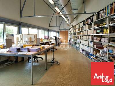 Beaux bureaux 387m² à louer à Poitiers
