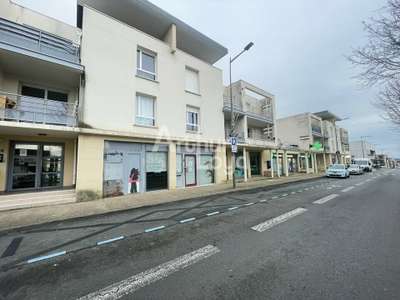 Bureaux commerciaux 1481m² à louer à Poitiers Est