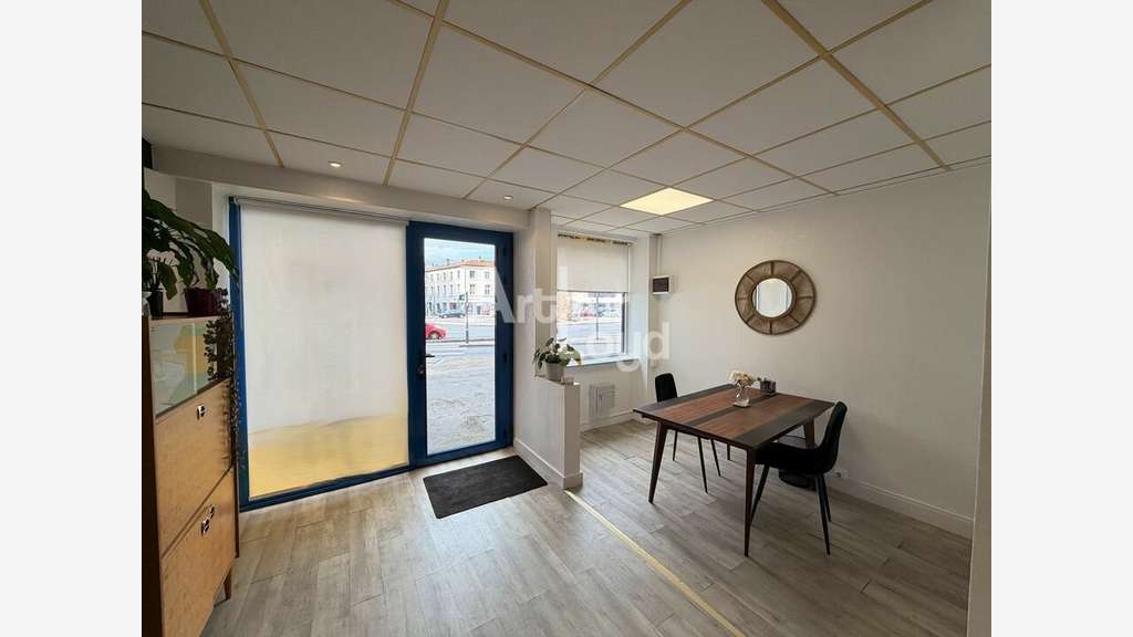 Bureaux 60m² à louer Poitiers Place Jean de Berry