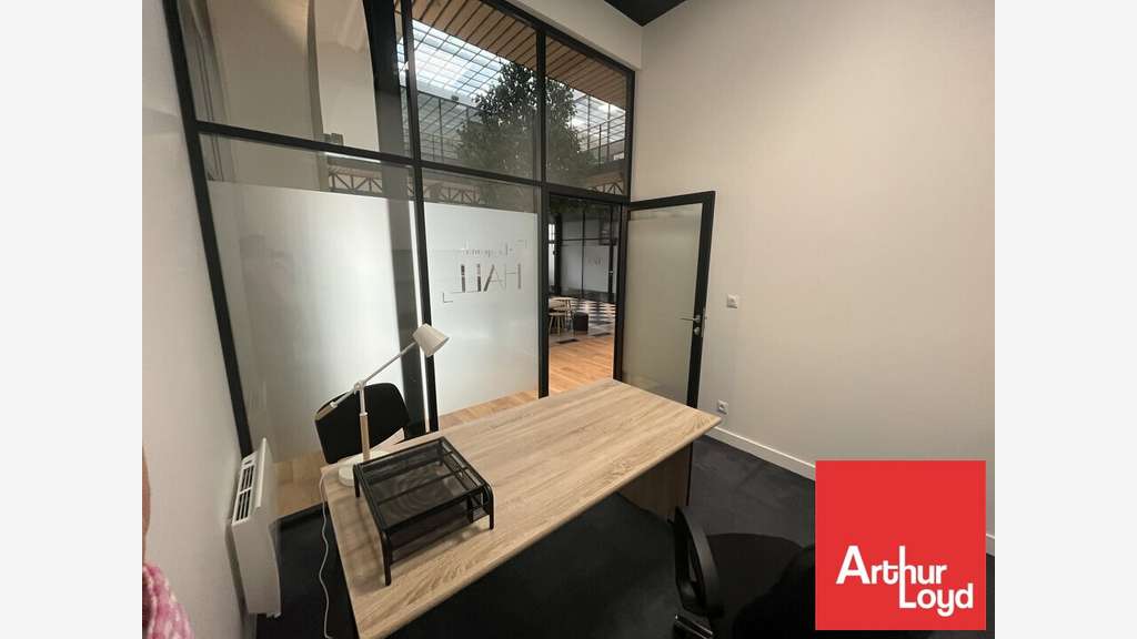Bureaux pro de 100m² à louer au centre de Poitiers