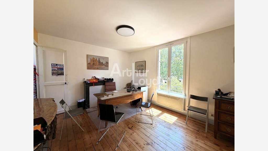 Bureaux de 135m² à louer au centre de Poitiers