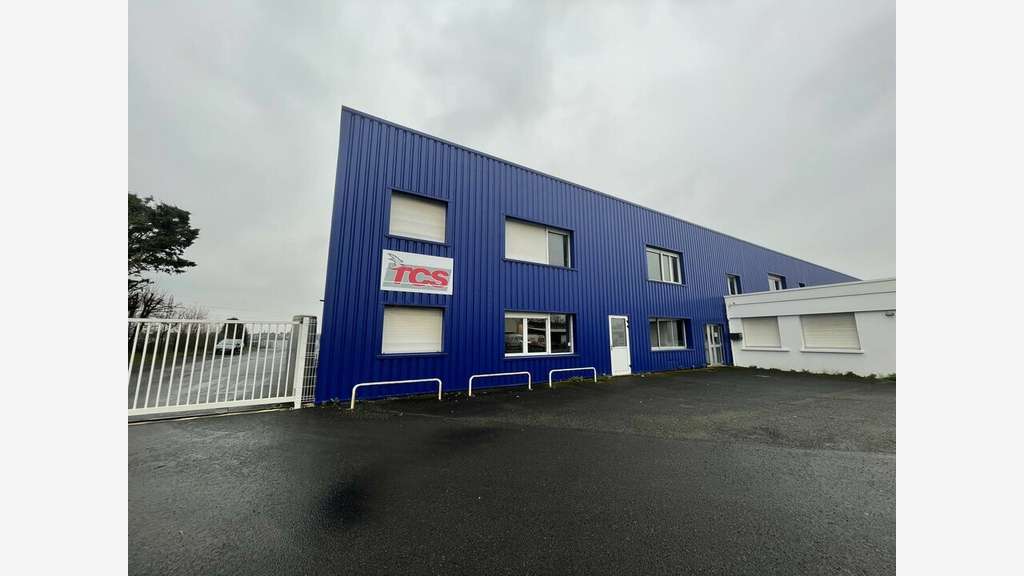 A louer bureaux 144m² à Poitiers zone République