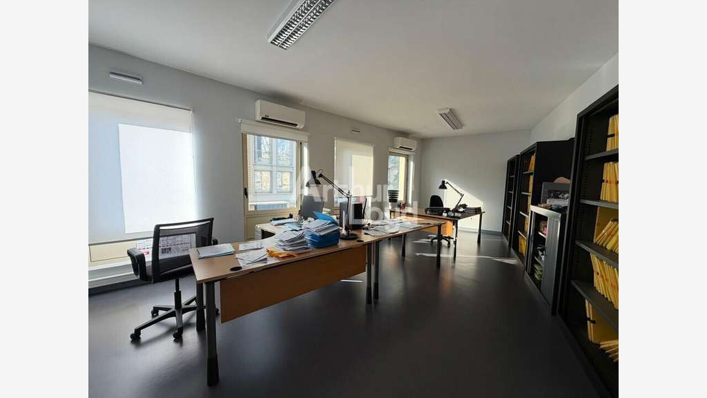 POITIERS - BUREAUX à louer