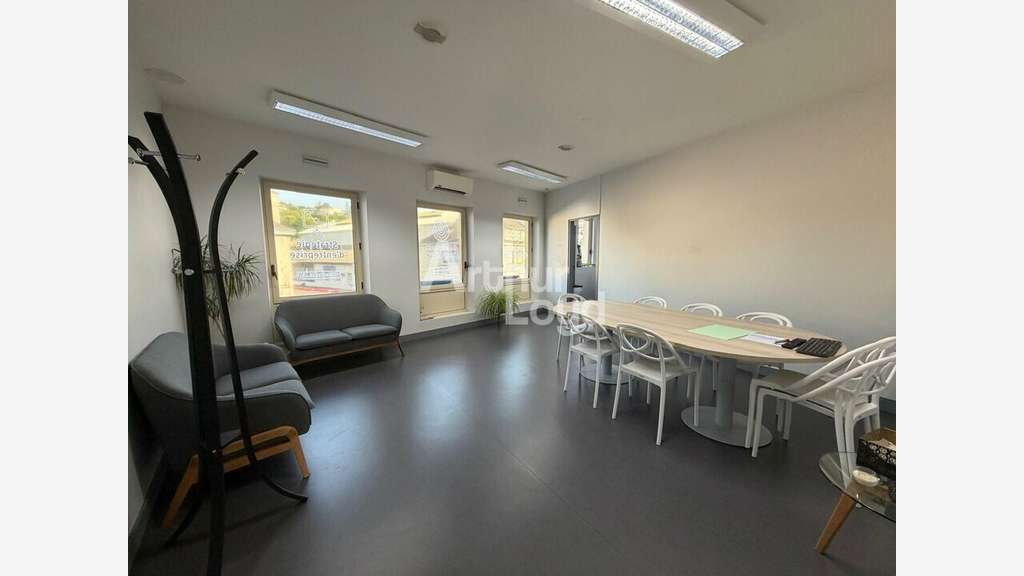 POITIERS - BUREAUX à louer