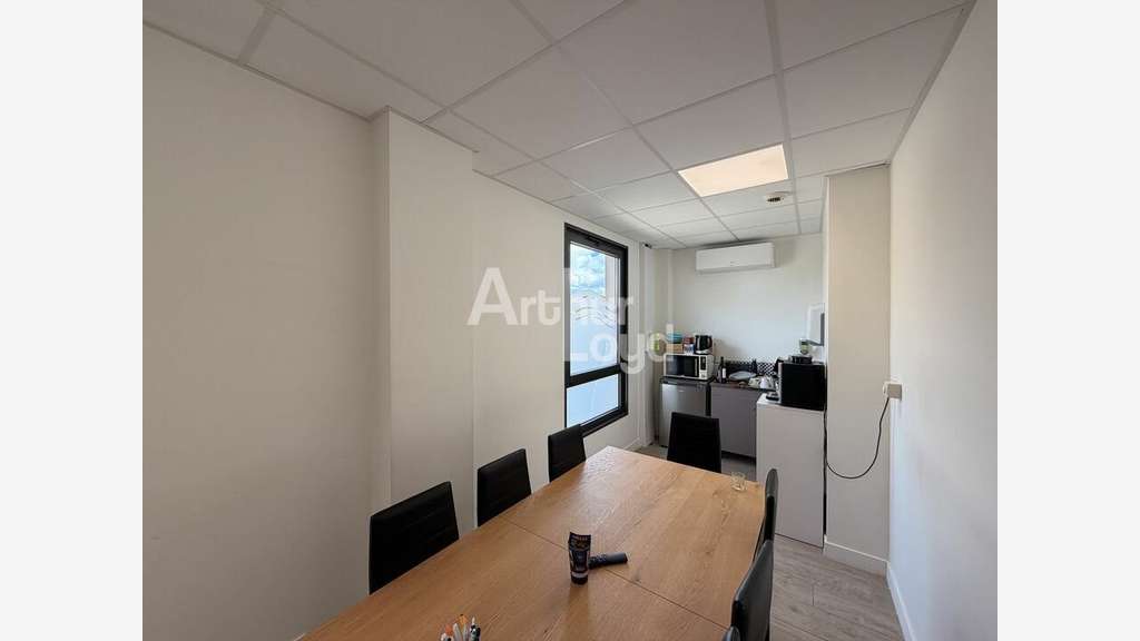 POITIERS - BUREAUX à louer