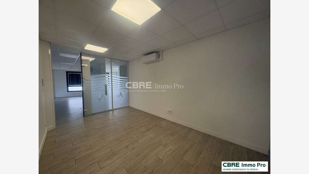 POITIERS - BUREAUX à louer