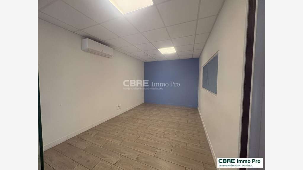 POITIERS - BUREAUX à louer