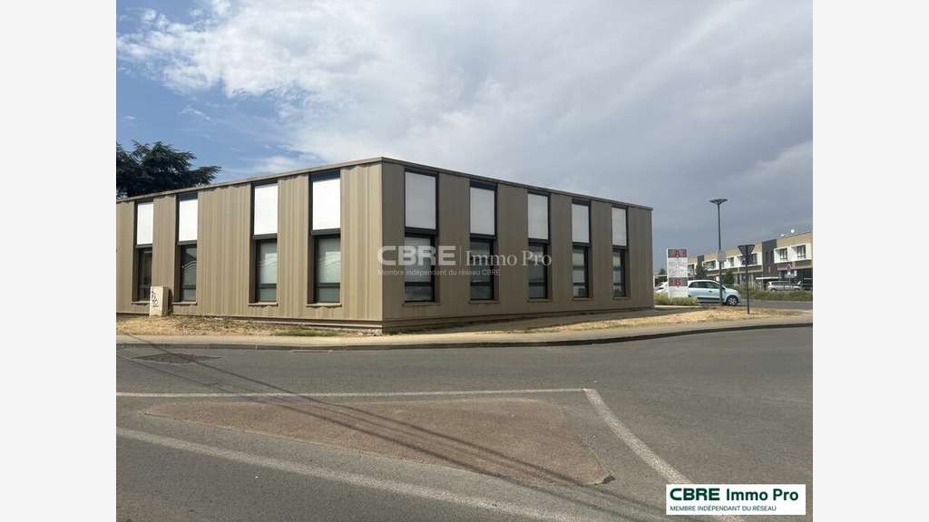 POITIERS - BUREAUX à louer