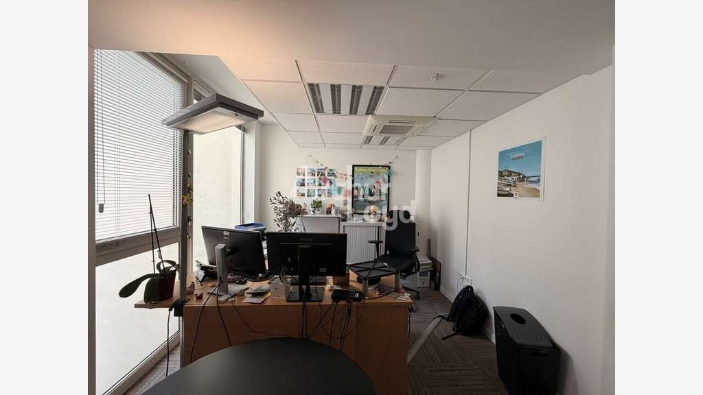 Bureaux 209m² à louer à Poitiers centre