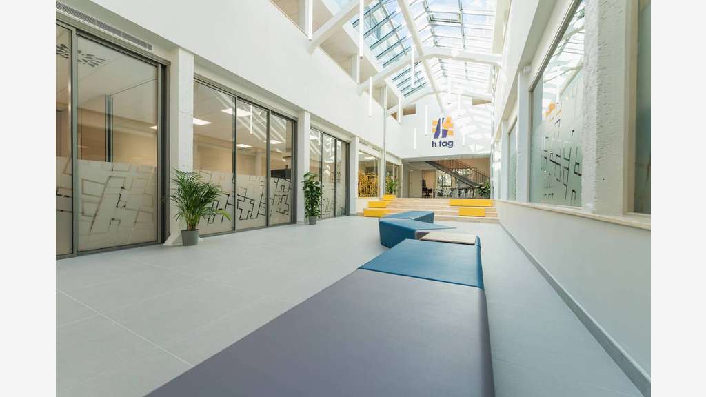 À louer – Bureaux de 12 à 28 m² en hôtel d'ent