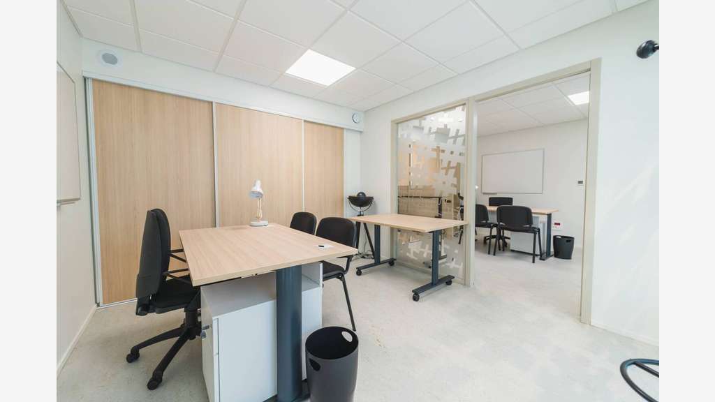 À louer – Bureaux de 12 à 28 m² en hôtel d'ent