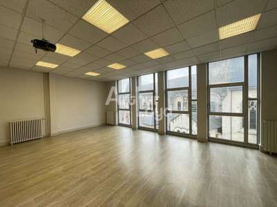 POITIERS - BUREAUX à louer