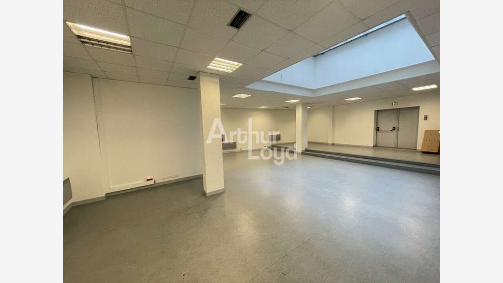 POITIERS - BUREAUX à louer