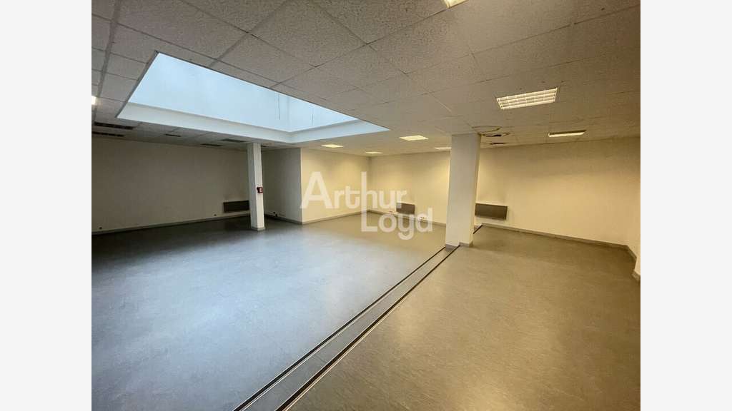 POITIERS - BUREAUX à louer