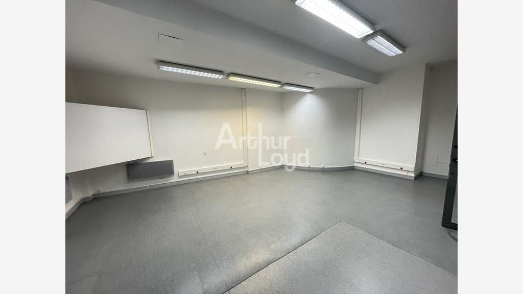POITIERS - BUREAUX à louer
