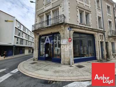 POITIERS - LOCAL COMMERCIAL à louer
