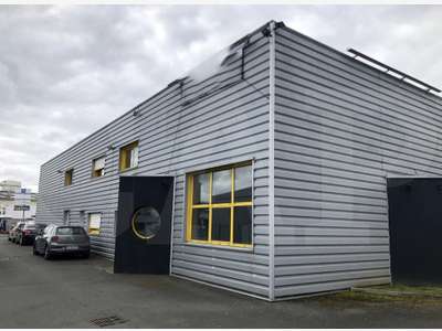 A louer bureau 128m² bordure RN12 à la Pommeret