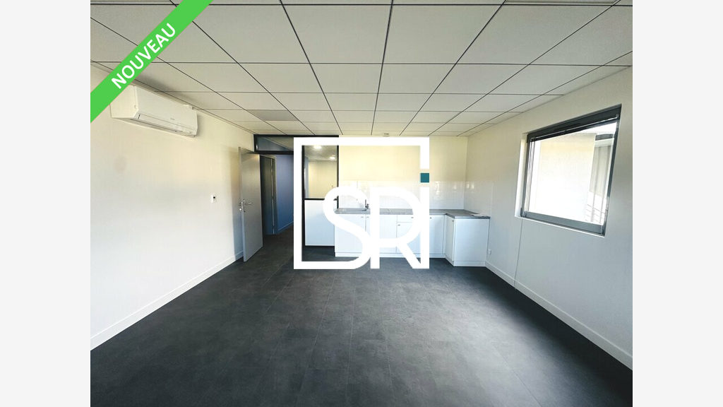 Bureaux à louer 250m² R+1 à Pont-du-château