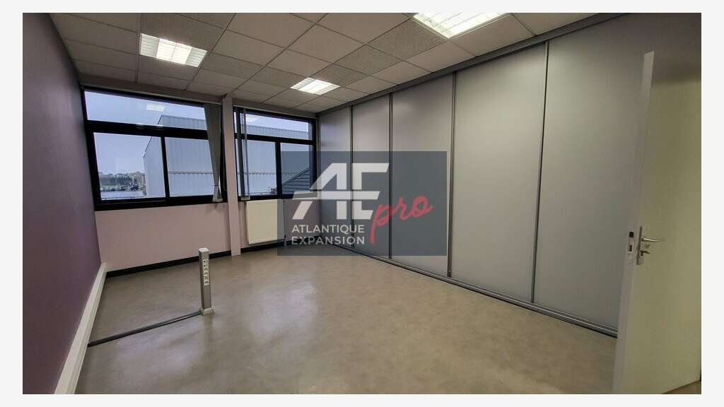 Bureaux 146m² avec terrasse à louer à Pontchâteau