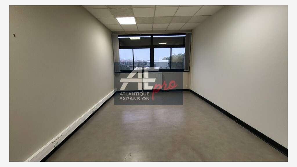 Bureaux 146m² avec terrasse à louer à Pontchâteau