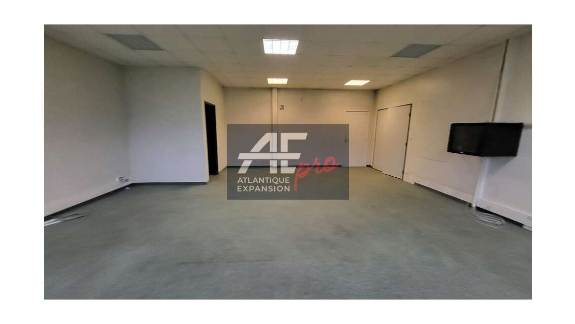 Bureaux 239m² à louer à Pontchâteau