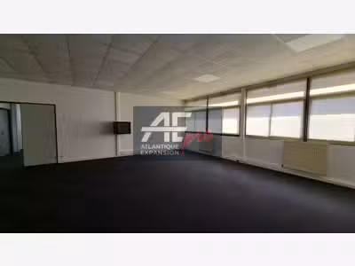 Bureaux 239m² à louer à Pontchâteau