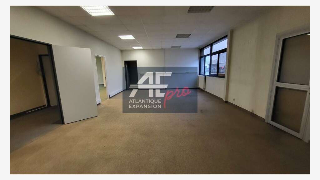 Bureaux 239m² à louer à Pontchâteau
