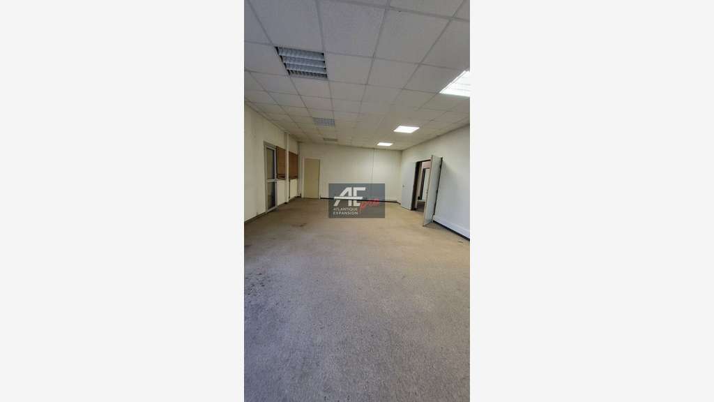Bureaux 239m² à louer à Pontchâteau
